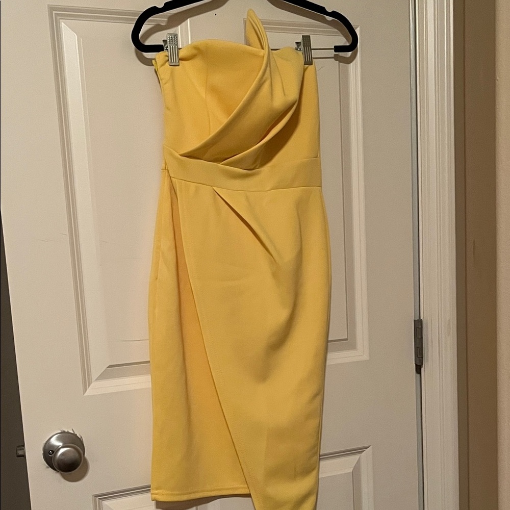 CBR Strapless Yellow Dress